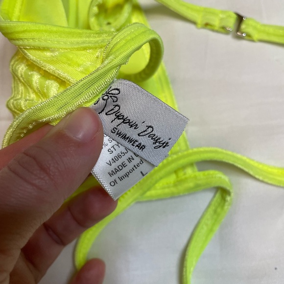 NWOT Dippin’ Daisy’s Neon Revibe Bikini Top - Picture 9 of 10